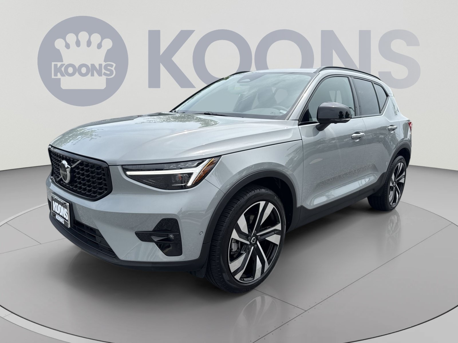 2024 Volvo XC40
