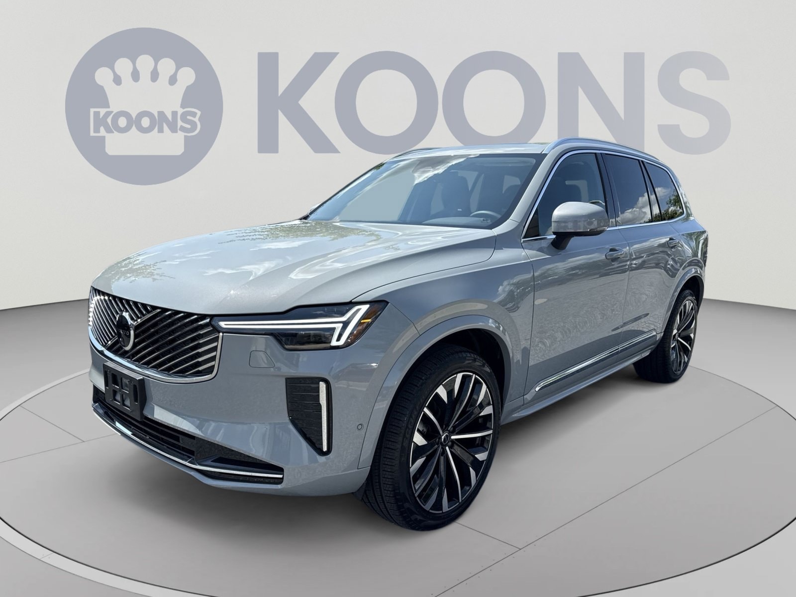 2026 Volvo XC90 Plus