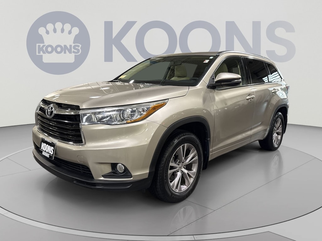 Used 2015 Toyota Highlander XLE V6 SUV