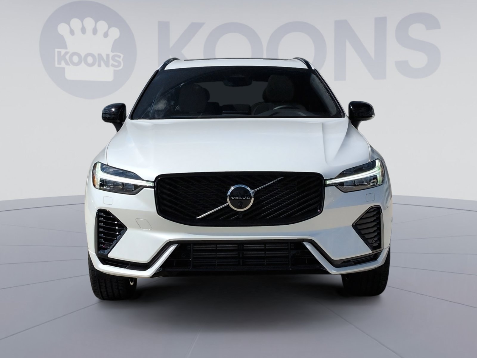 2026 Volvo XC60 Plus - Photo 11