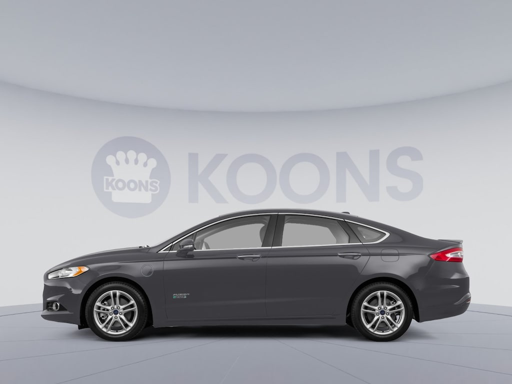 Used 2016 Ford Fusion SE Sedan