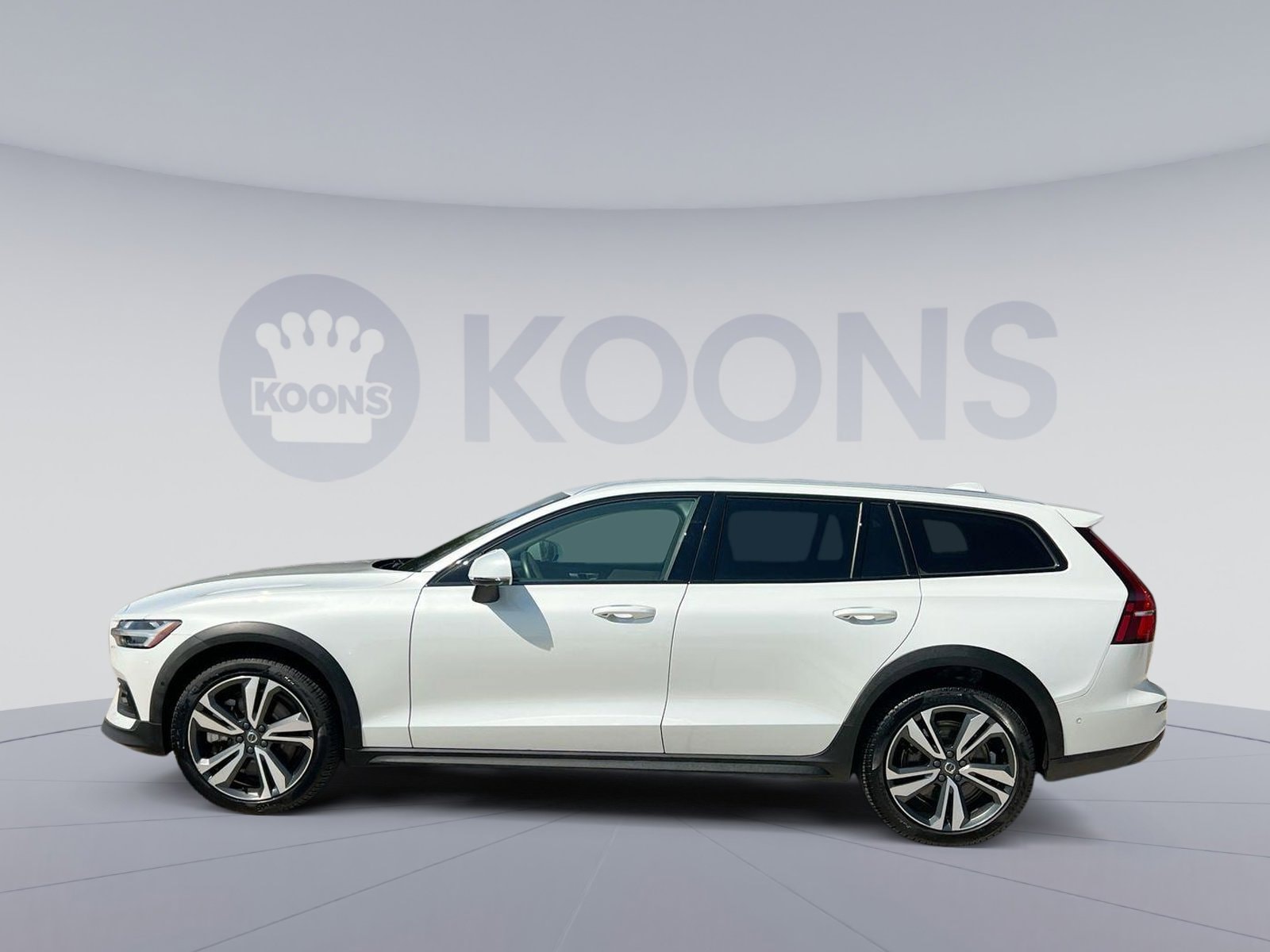 Used 2024 Volvo V60 Cross Country Plus with VIN YV4L12WY8R2135065 for sale in White Marsh, MD