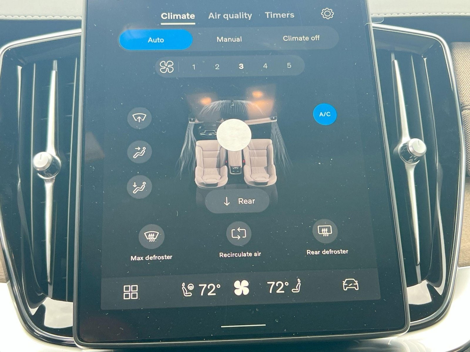 2026 Volvo XC90 Ultra - Photo 20