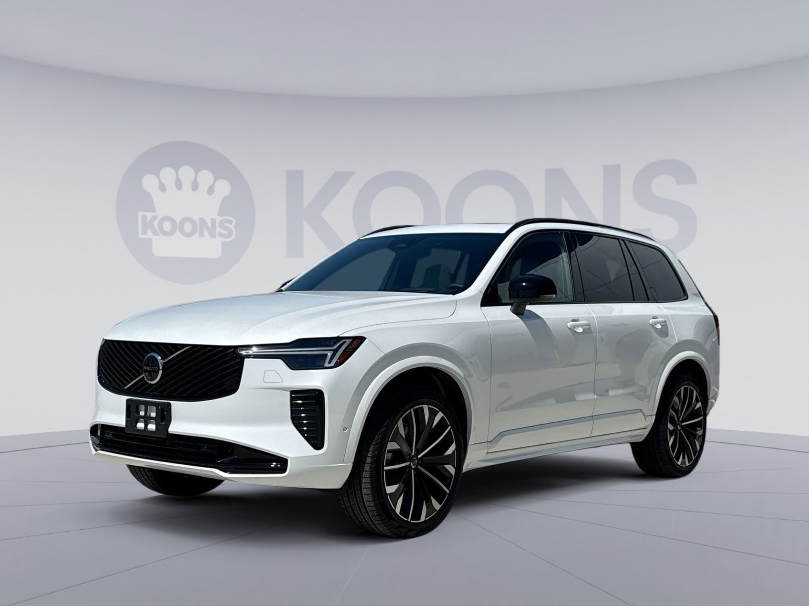 2026 Volvo XC90 B6 Ultra Dark 7-Seater 4WD's photo