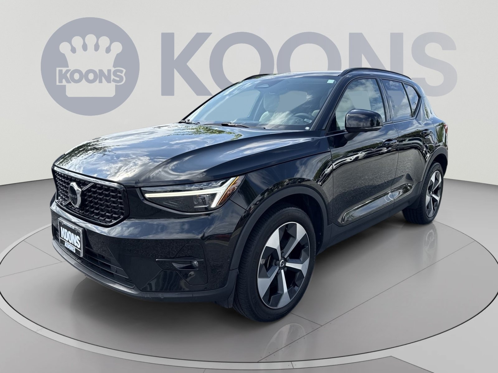 2023 Volvo XC40