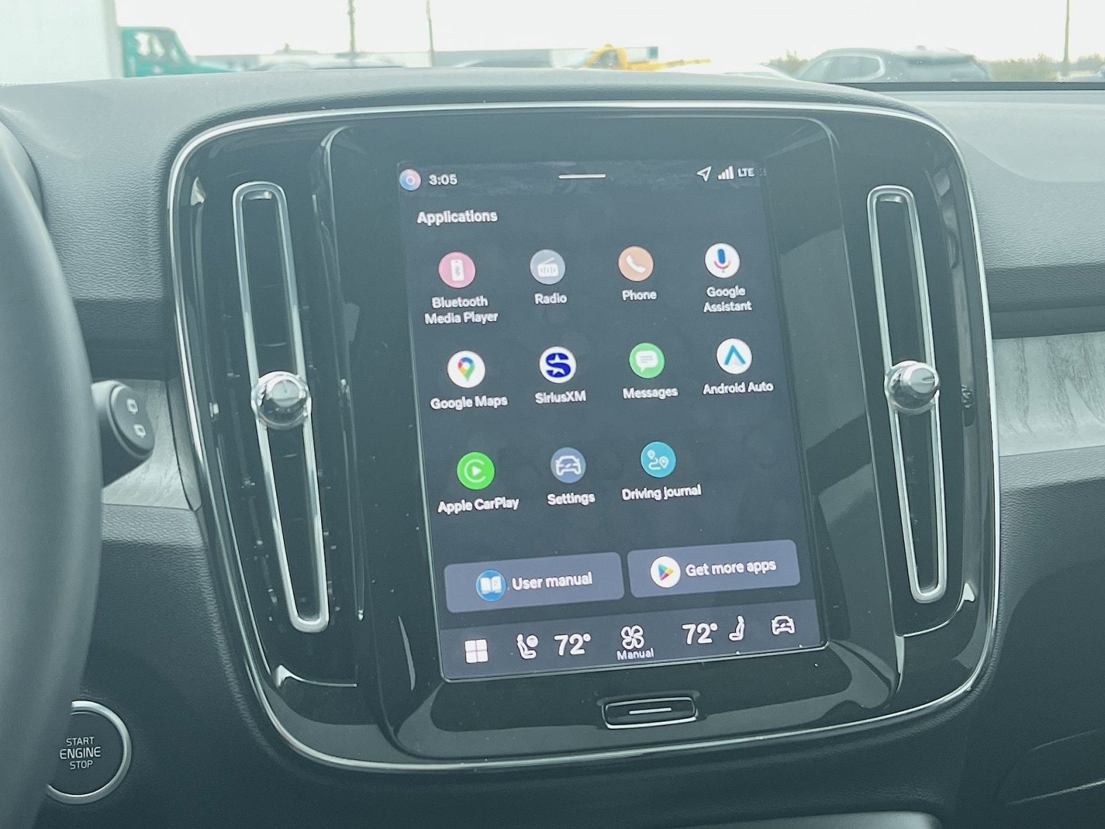 2026 Volvo XC40 Plus - Photo 18