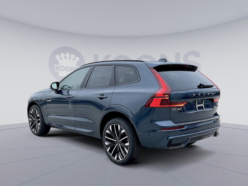 New 2026 Volvo XC60 plug-in hybrid T8 Ultra SUV