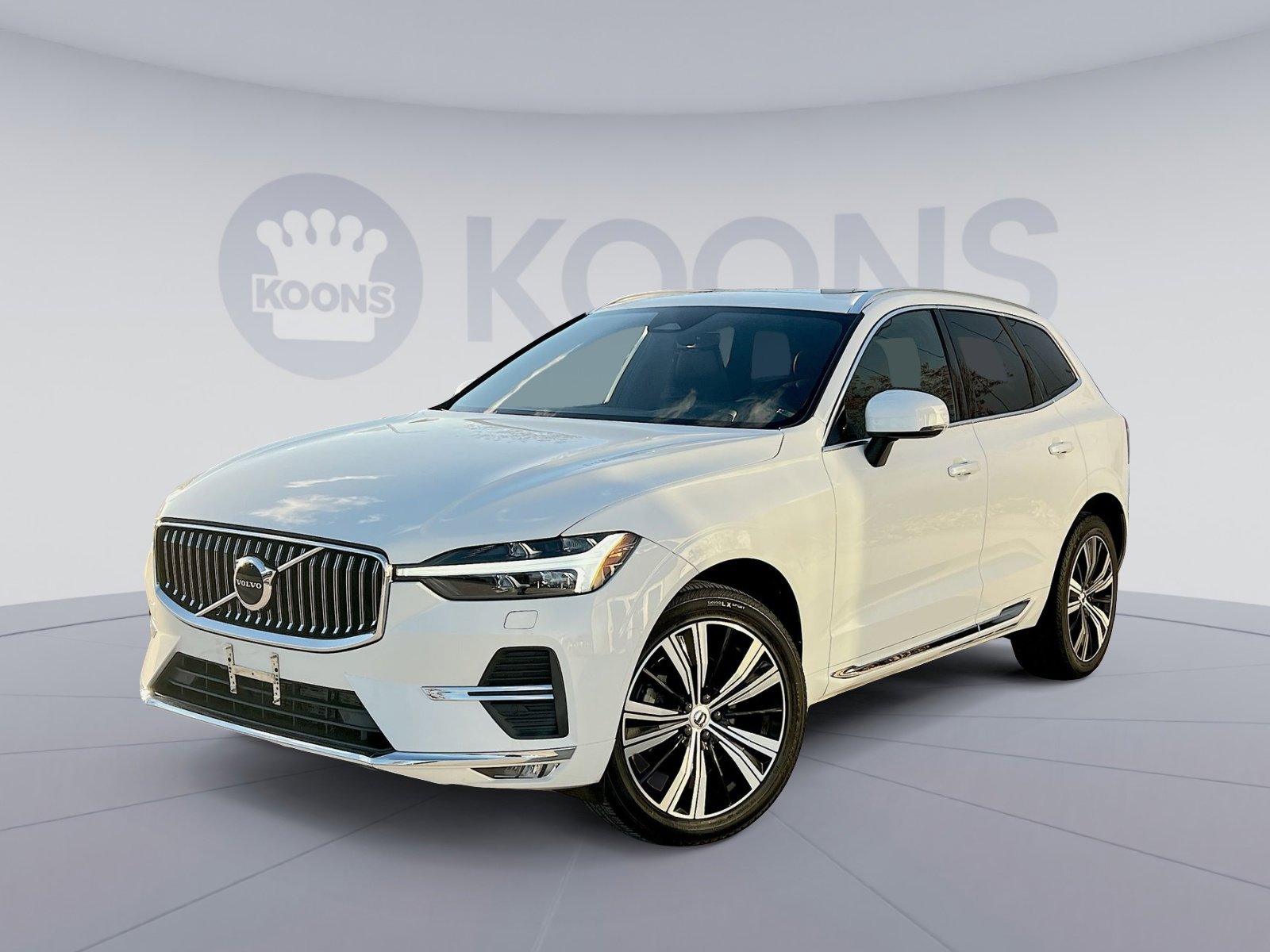 2022 Volvo XC60 Inscription's photo