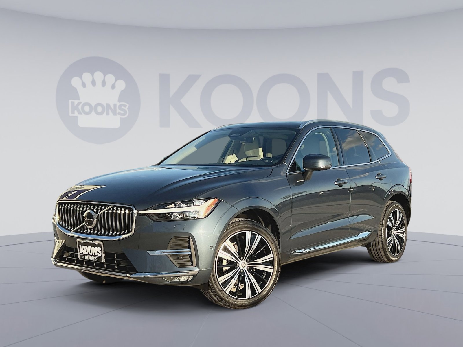 2023 Volvo XC60 Ultimate's photo