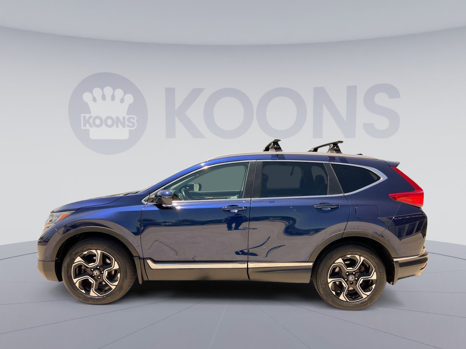 Used 2018 Honda CR-V Touring with VIN 7FARW2H99JE032635 for sale in White Marsh, MD