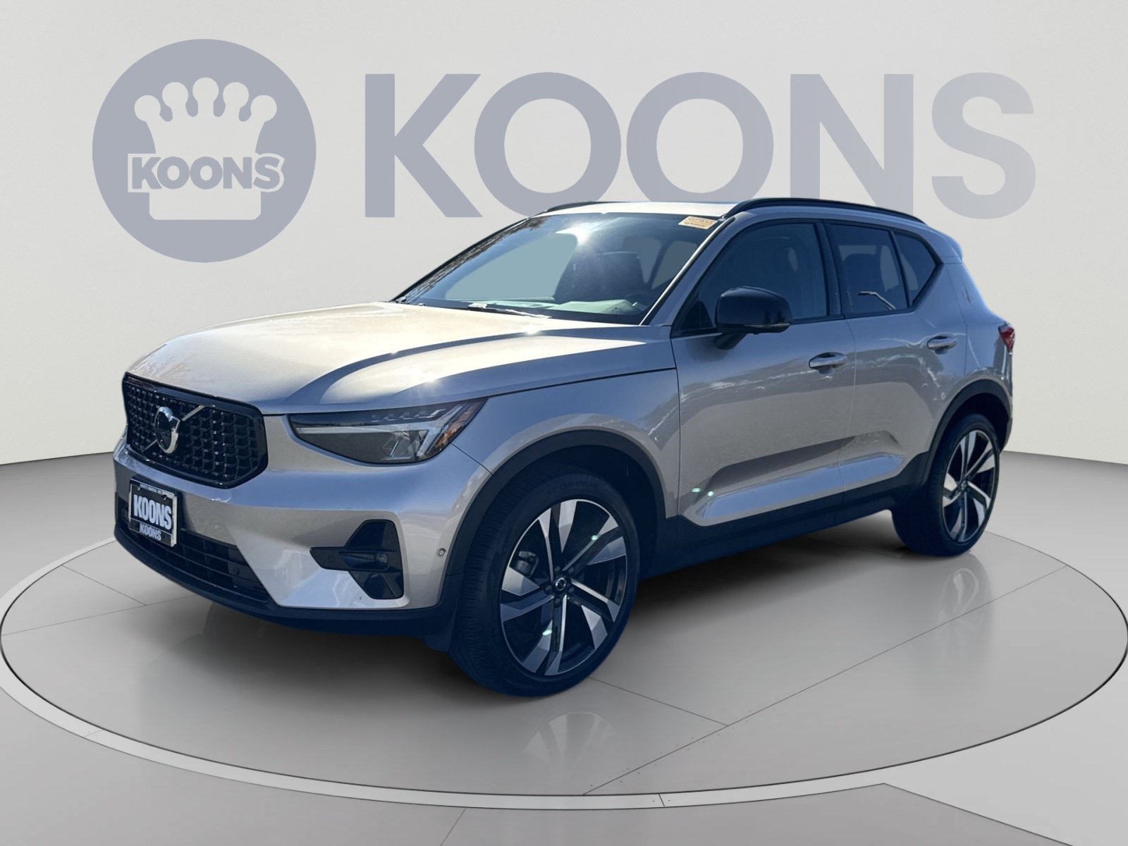 2024 Volvo XC40