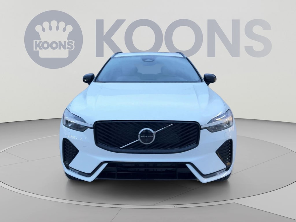 New 2026 Volvo XC60 Plus SUV