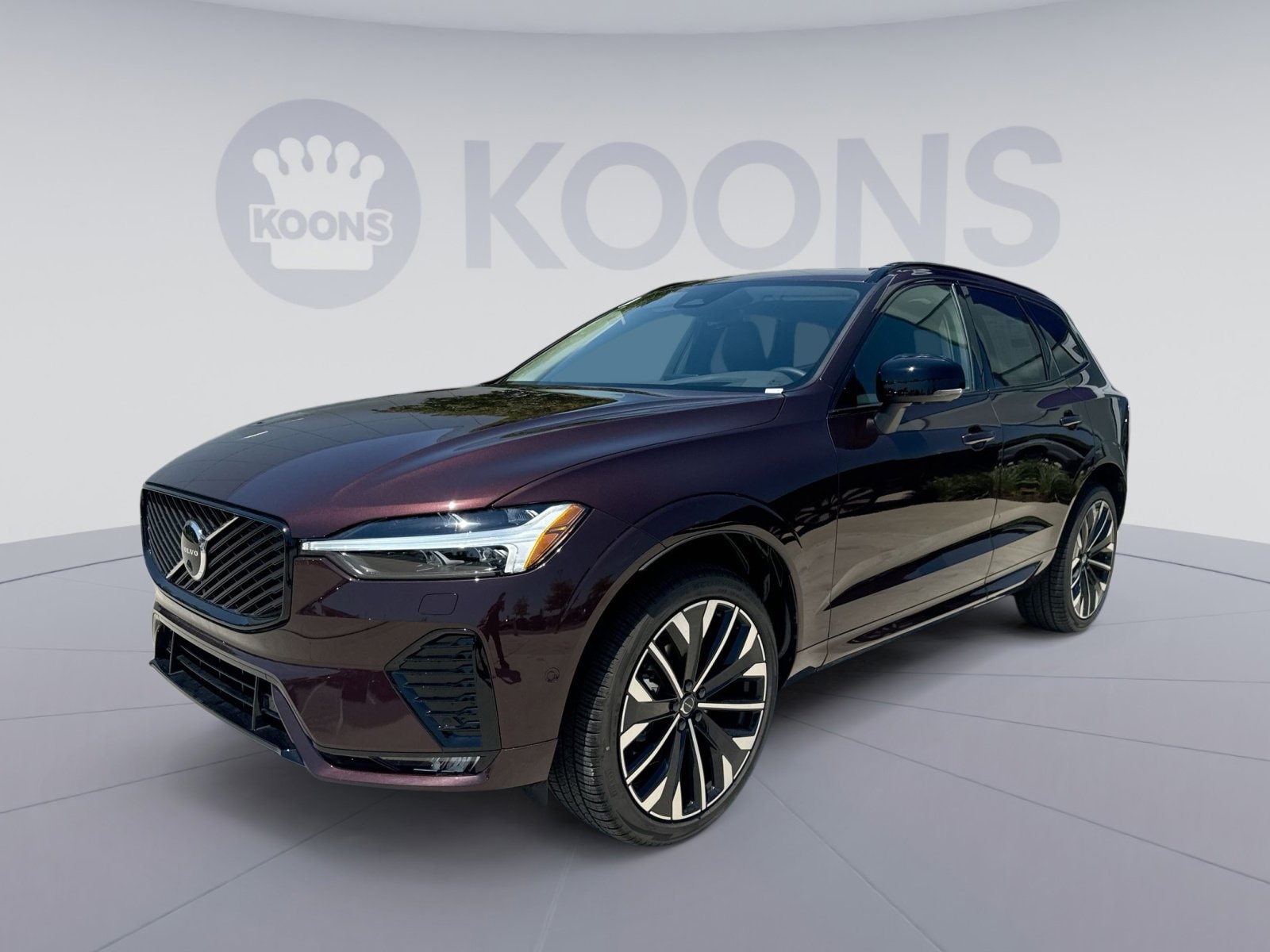 2026 Volvo XC60 B5 Ultra Dark AWD's photo