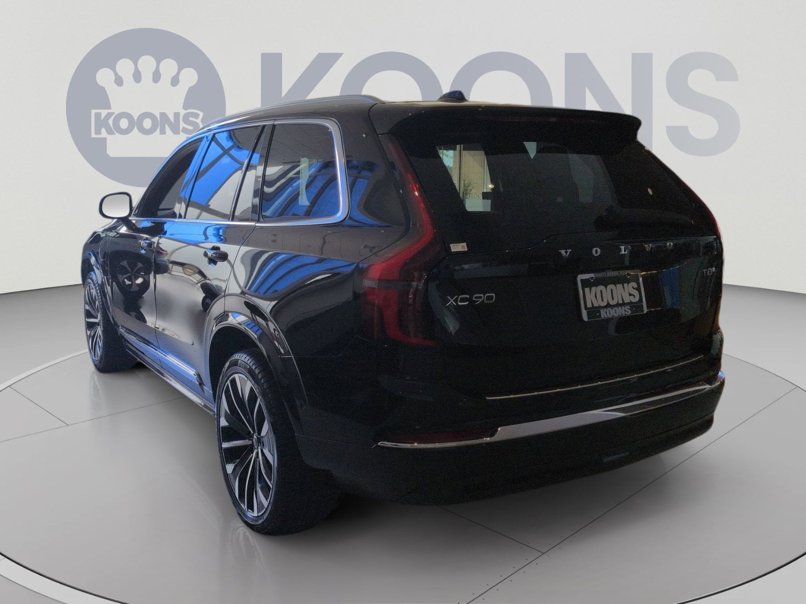 2026 Volvo XC90 Plus - Photo 14