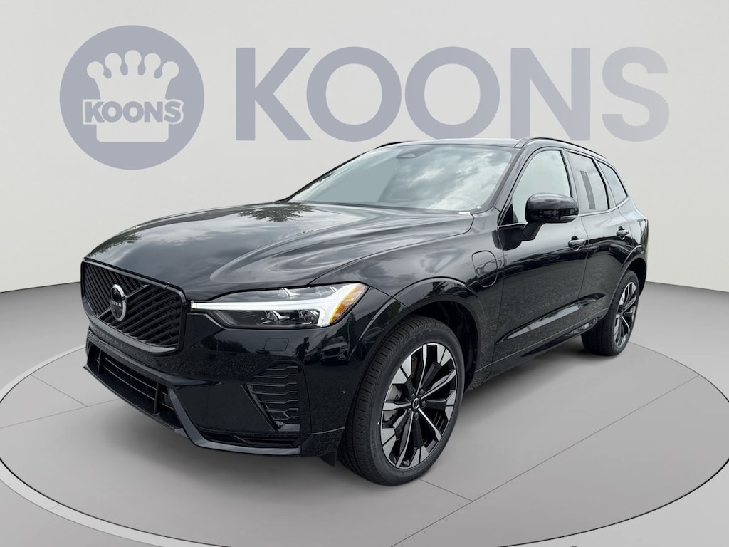 New 2026 Volvo XC60 plug-in hybrid T8 Plus SUV