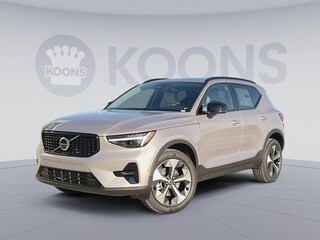 2026 Volvo XC40 B5 Plus SUV