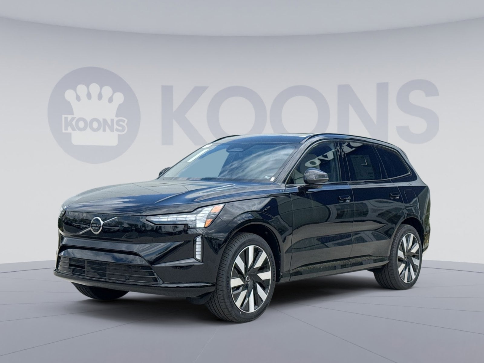 2026 Volvo EX90