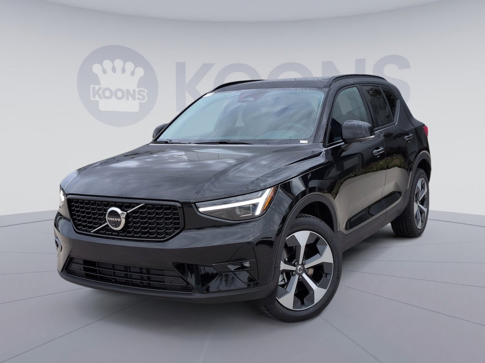 2026 Volvo XC40 Plus's photo