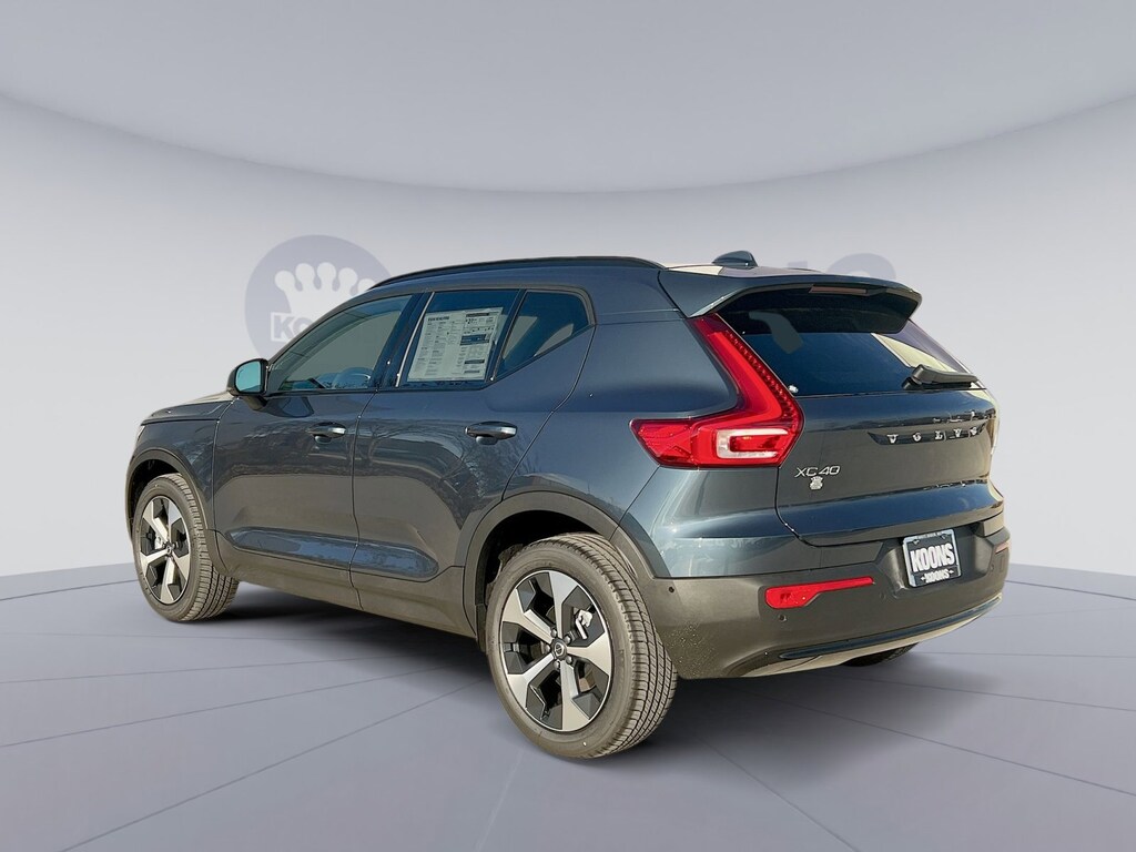 New 2026 Volvo XC40 B4 Plus SUV