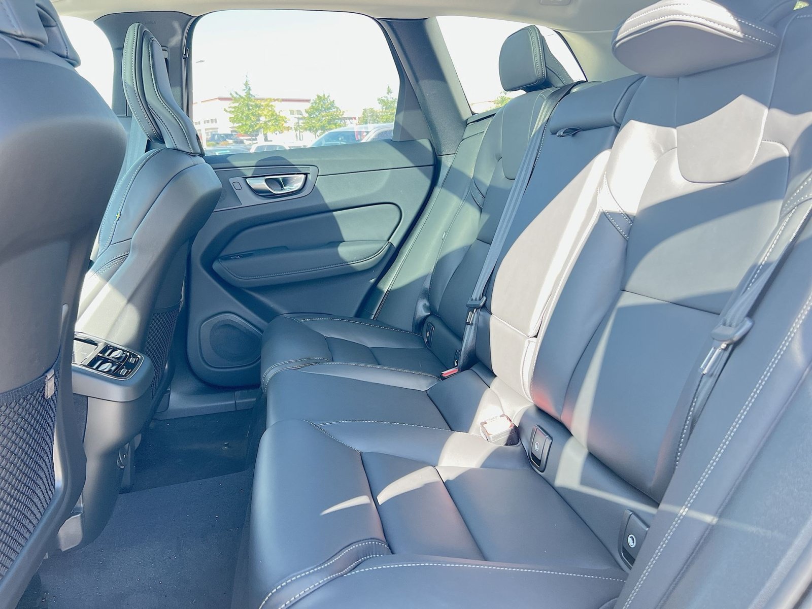 2026 Volvo XC60 Ultra - Photo 29