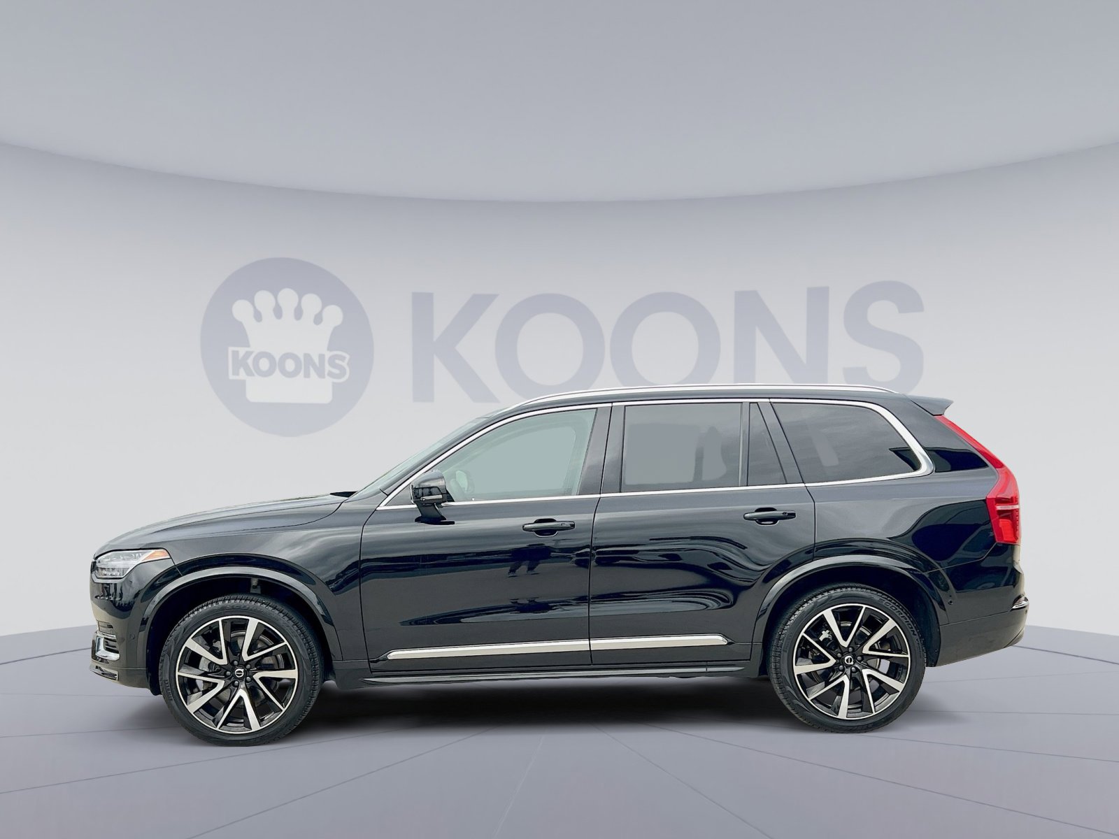 2024 Volvo XC90 Plus photo 2