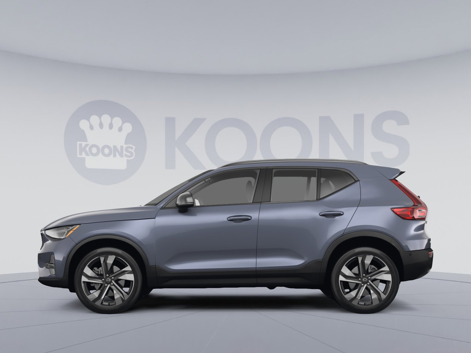 2023 Volvo XC40 Plus photo 2