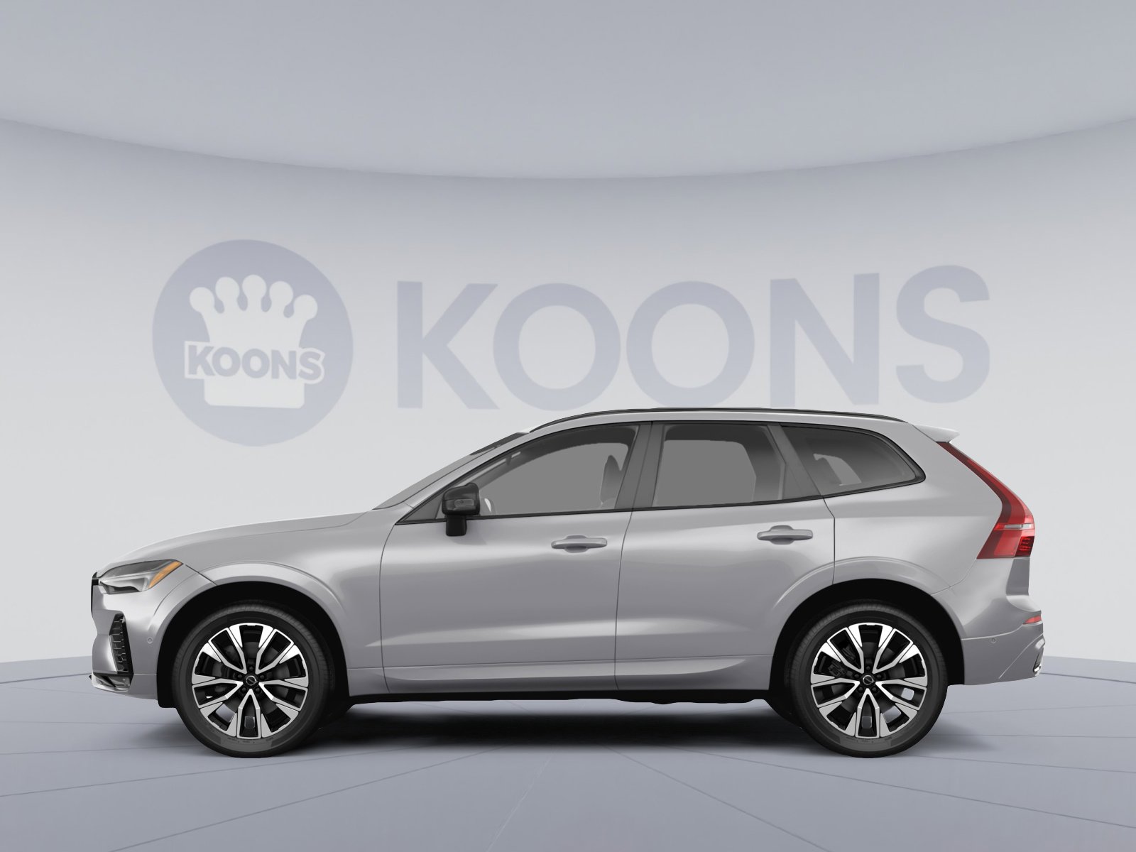 2025 Volvo XC60 B5 Plus photo 2