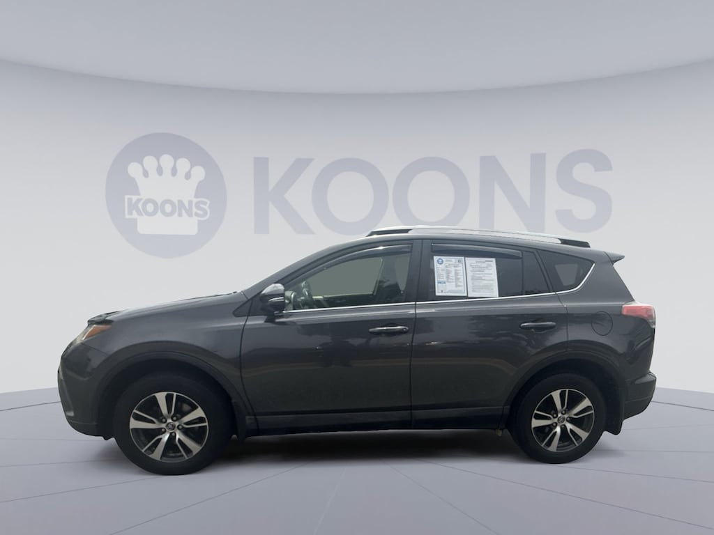 Used 2018 Toyota RAV4 XLE SUV