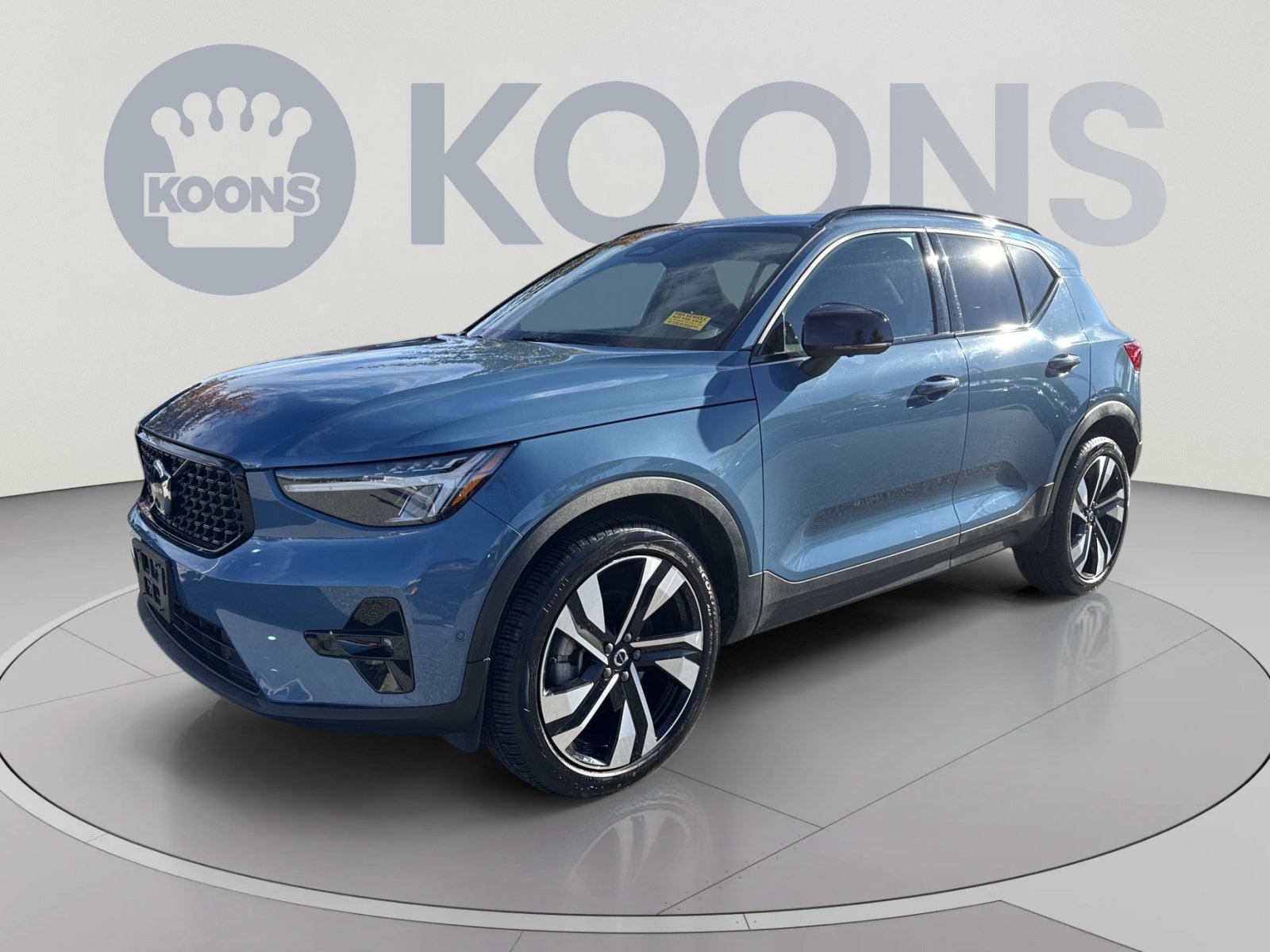 2024 Volvo XC40
