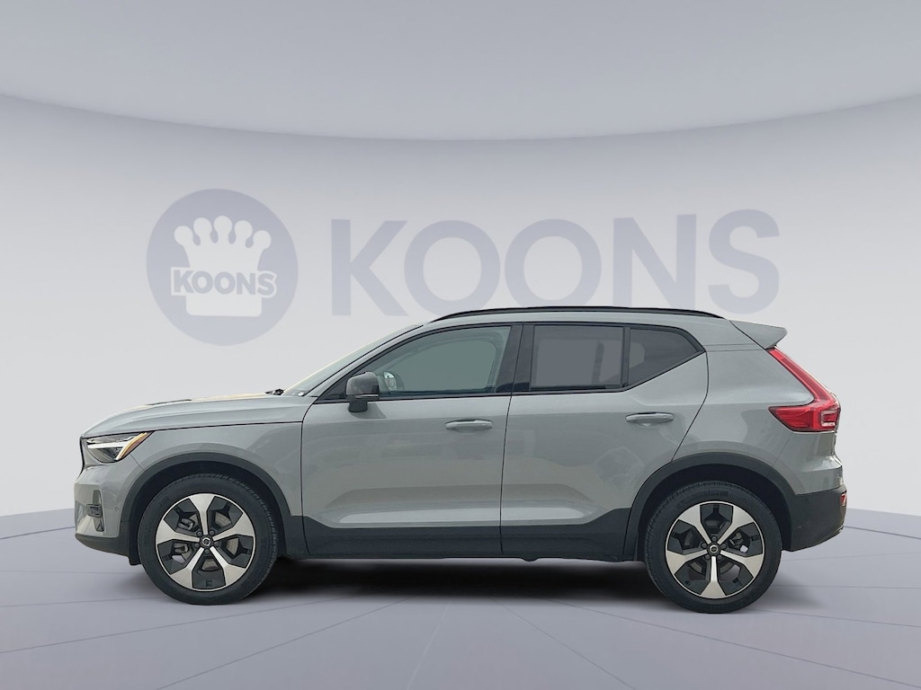 Used 2026 Volvo XC40 B5 Plus SUV
