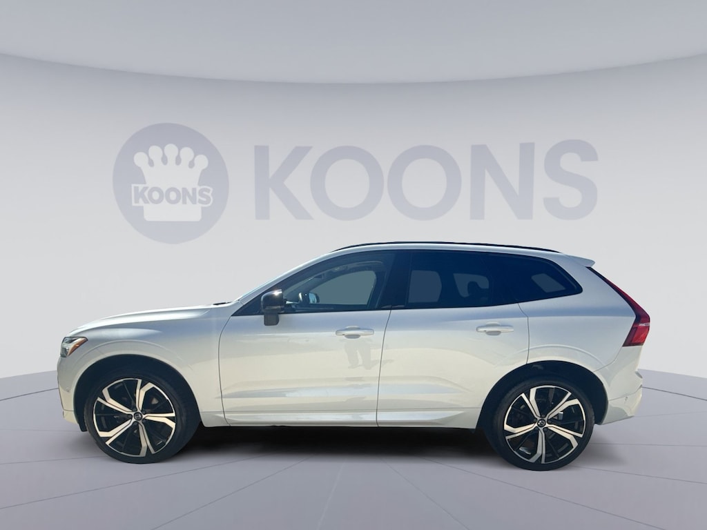 Certified 2023 Volvo XC60 B5 Ultimate Dark Theme SUV