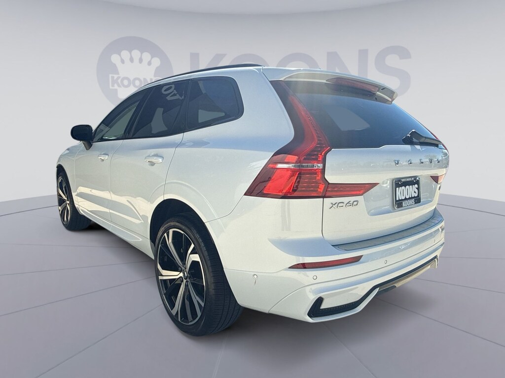 Certified 2023 Volvo XC60 B5 Ultimate Dark Theme SUV