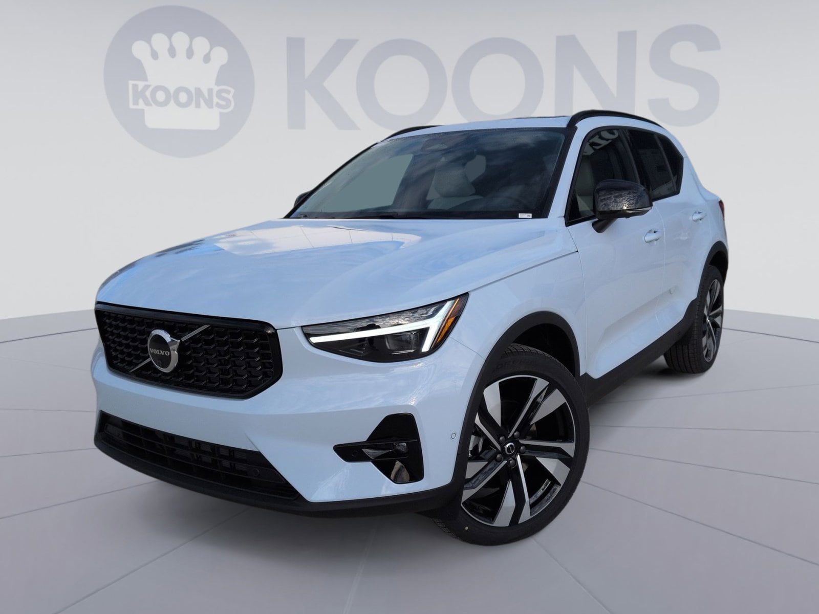 2026 Volvo XC40 Ultra's photo