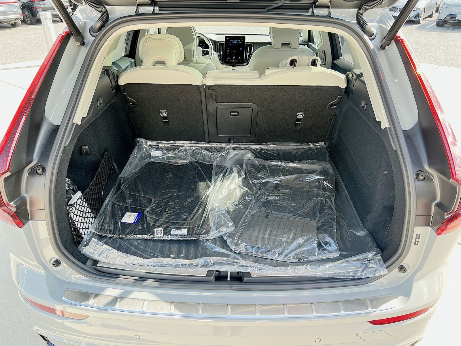 2026 Volvo XC60 Ultra - Photo 26
