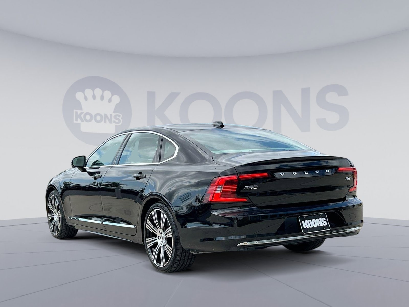 Used 2023 Volvo S90 Ultimate with VIN LVY062MA5PP317781 for sale in White Marsh, MD