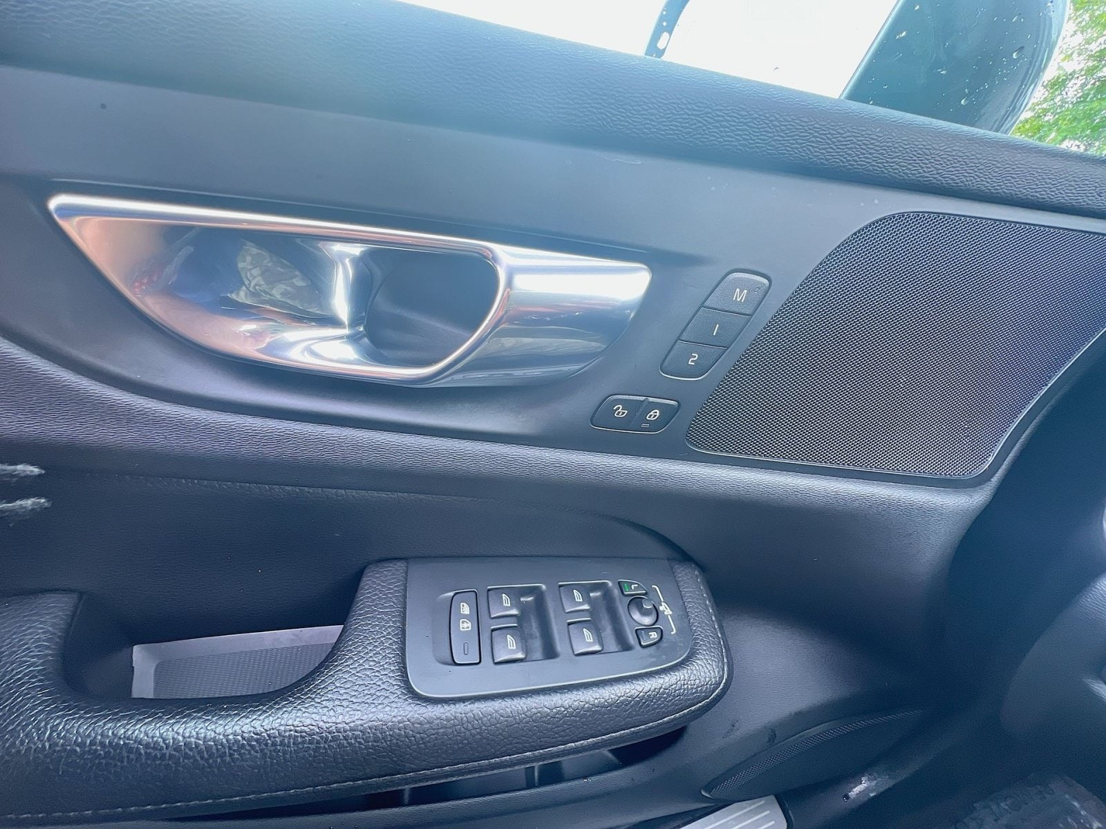 2020 Volvo V60 Cross Country 14