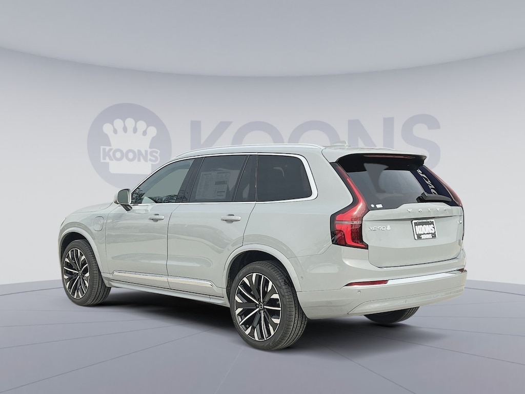 New 2026 Volvo XC90 plug-in hybrid T8 Plus 7-Seater SUV
