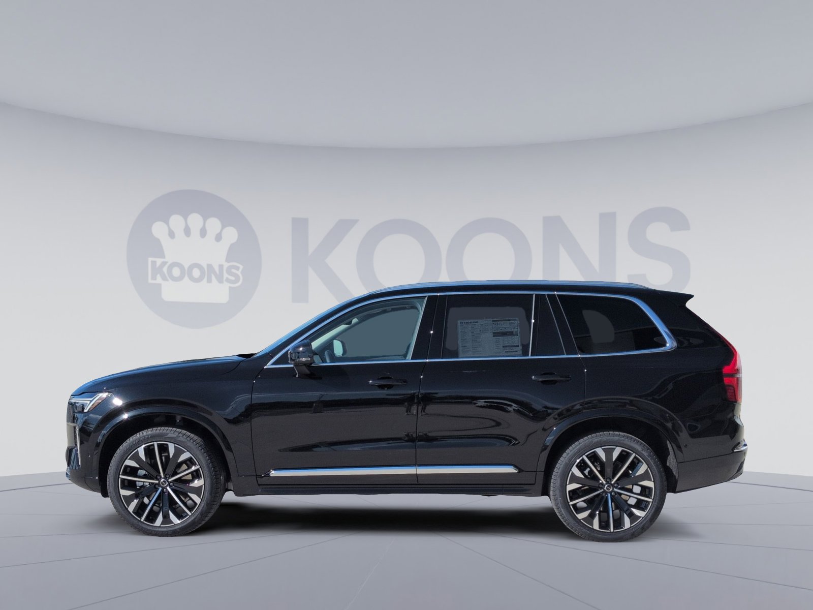 2026 Volvo XC90 Plus photo 2