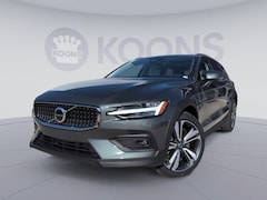 2026 Volvo V60 Cross Country
