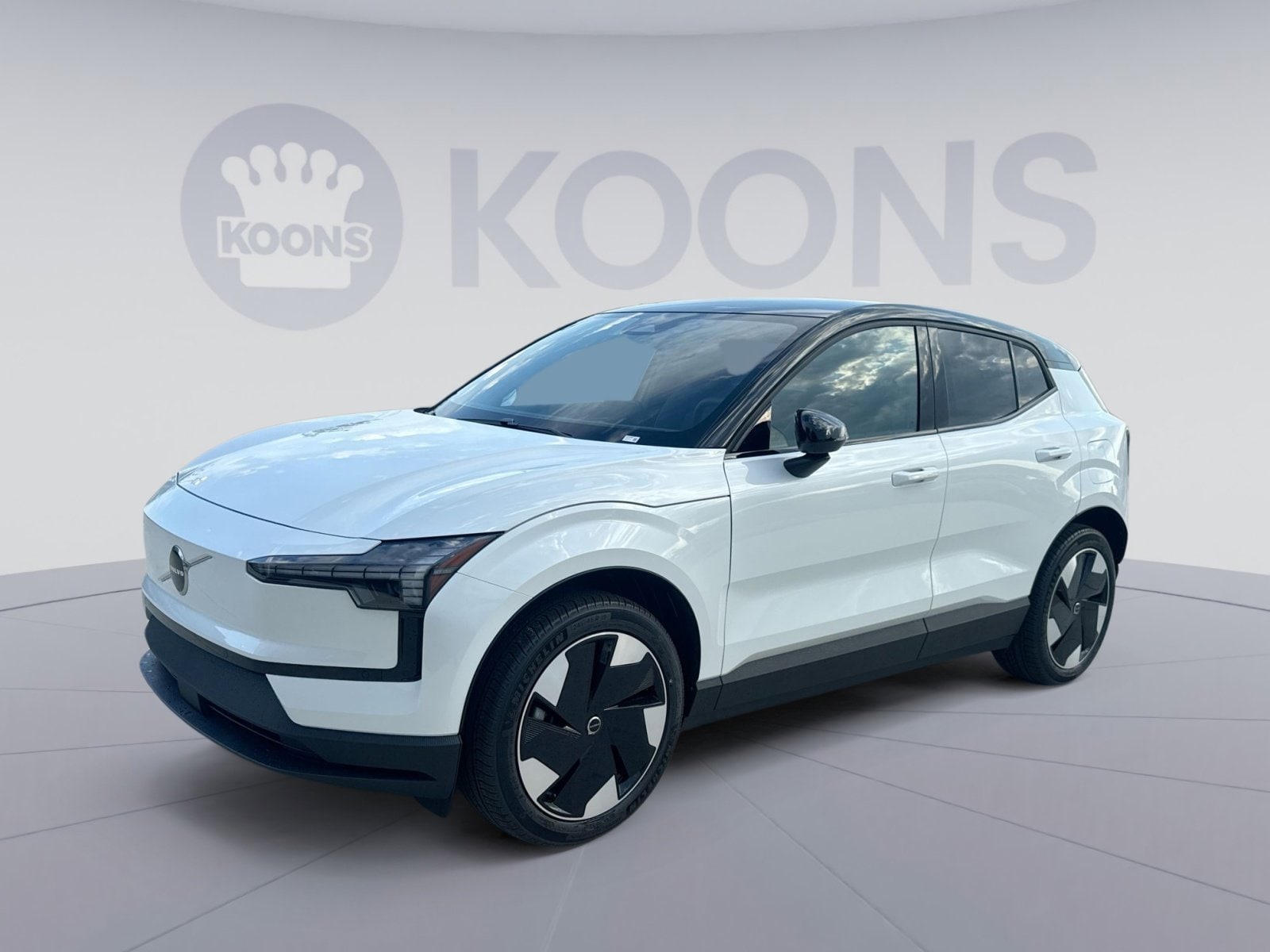2026 Volvo EX30 Single Motor Plus's photo