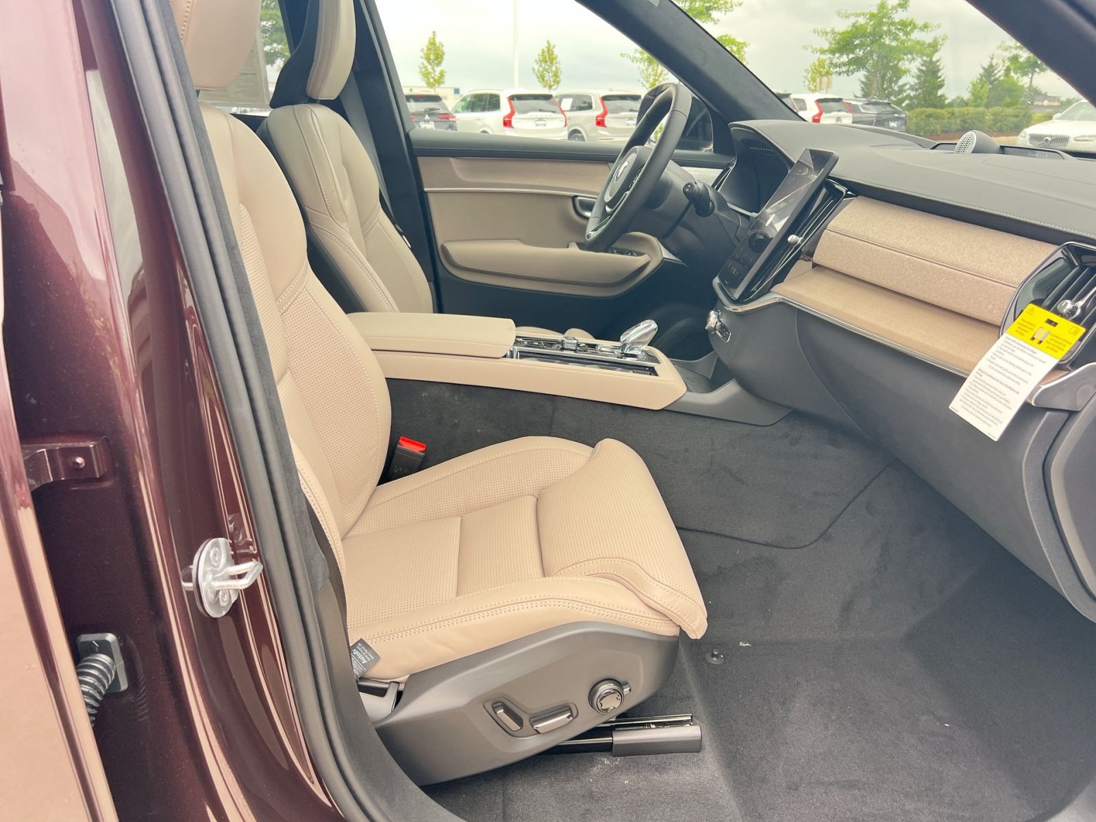 2026 Volvo XC90 Ultra - Photo 34