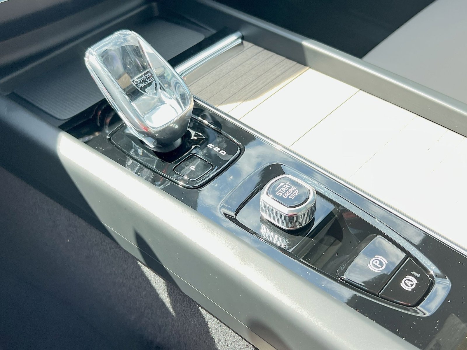 2026 Volvo XC60 Plus - Photo 22