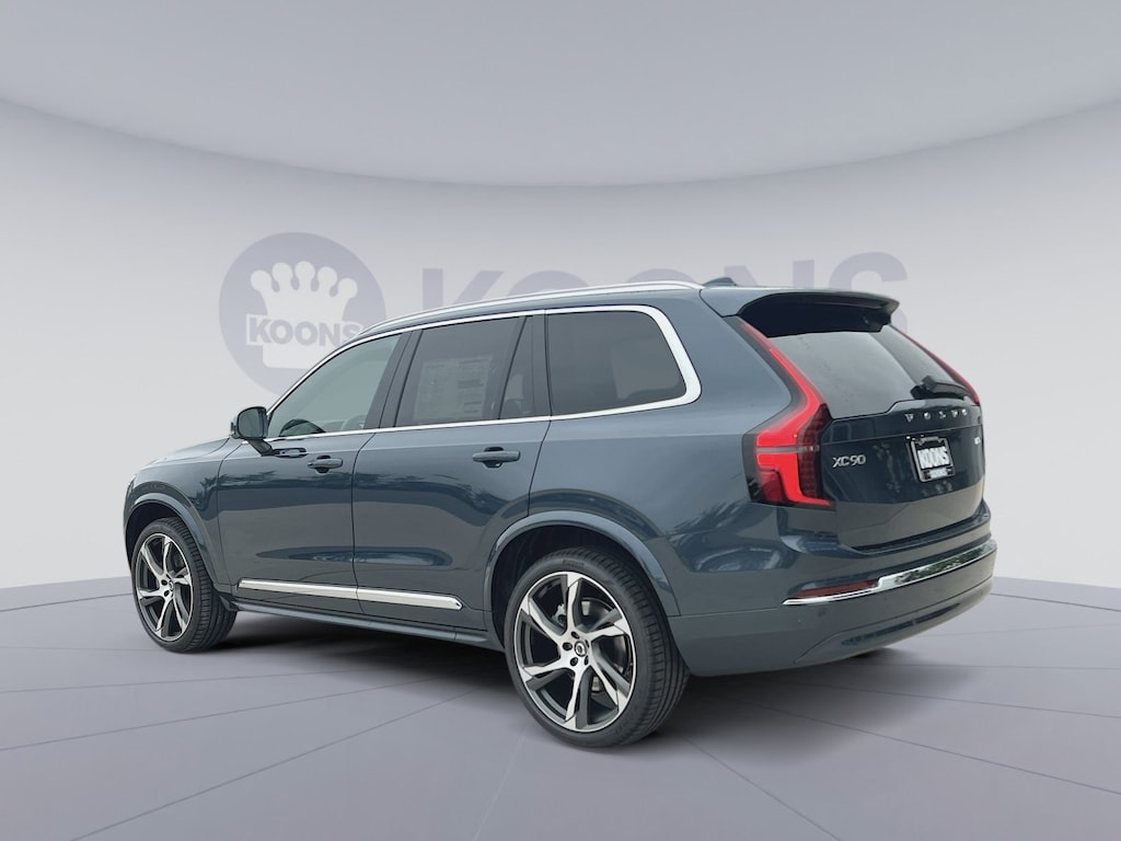 New 2026 Volvo XC90 B5 Core SUV