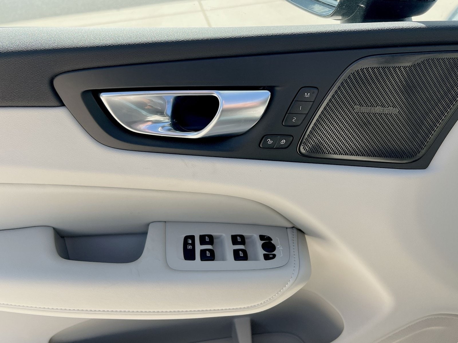2026 Volvo XC60 Ultra - Photo 23