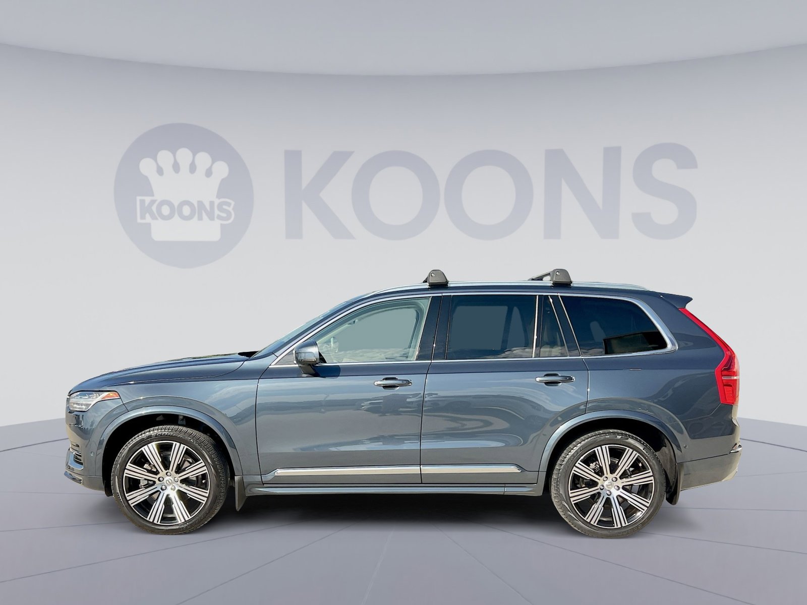 2021 Volvo XC90 T6 Inscription photo 2