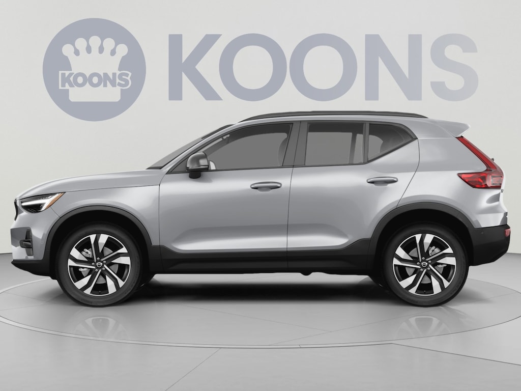 New 2026 Volvo XC40 B5 Ultra SUV