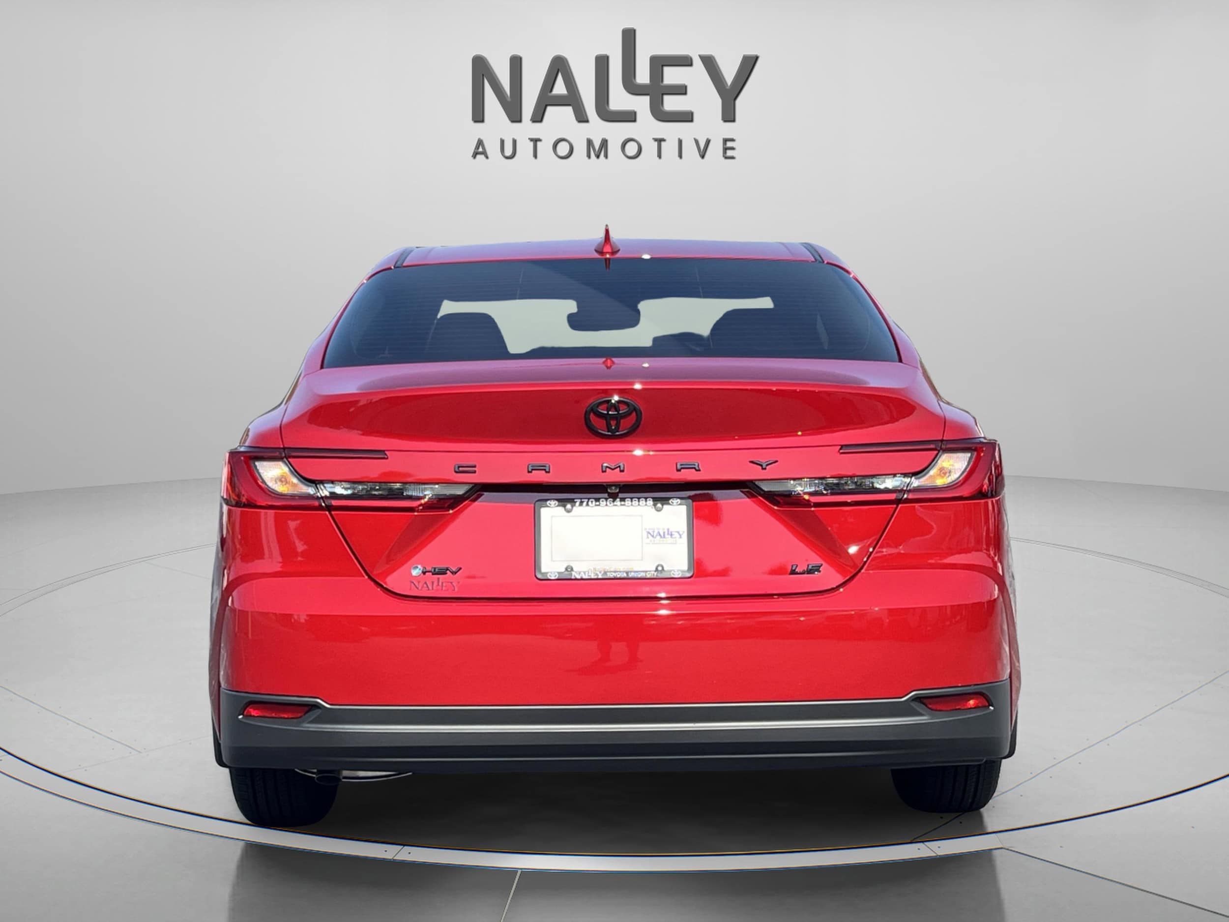 2025 Toyota Camry LE - Photo 6
