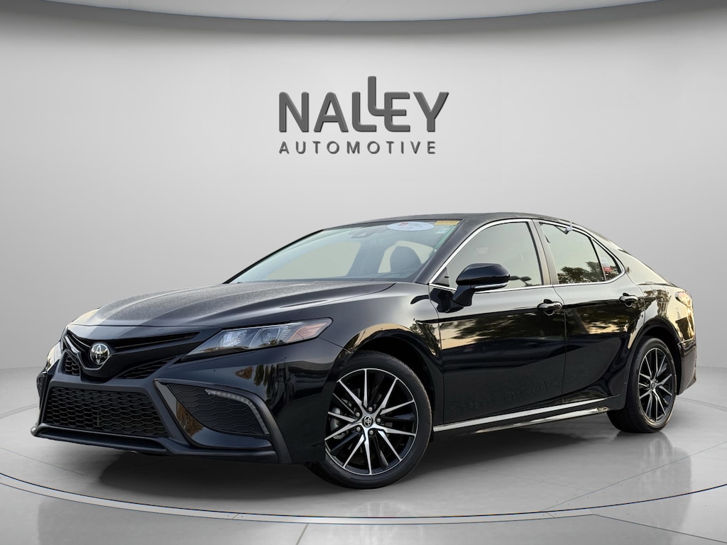 Used 2024 Toyota Camry SE Sedan