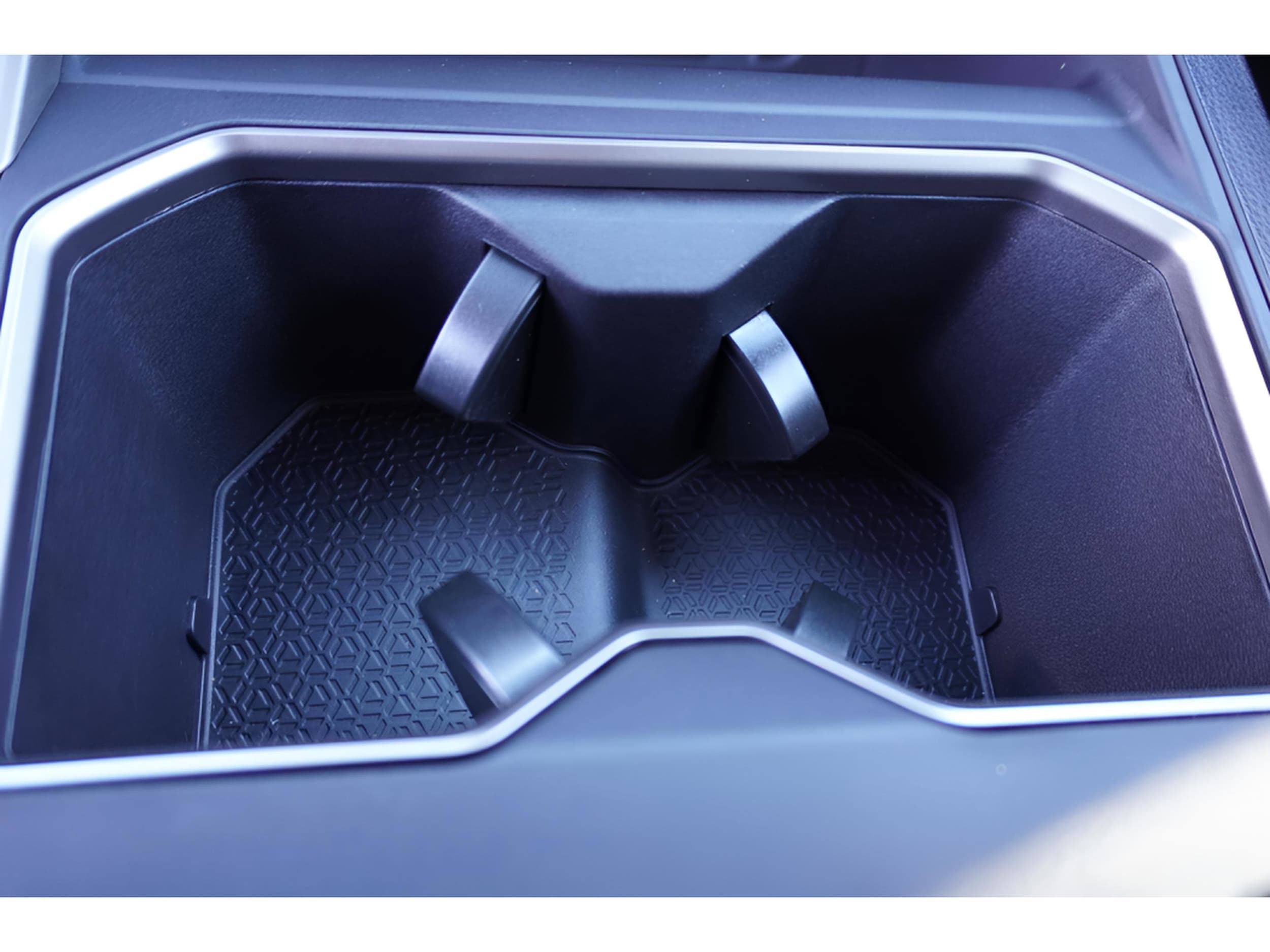 2025 Toyota Tundra SR5 - Photo 16