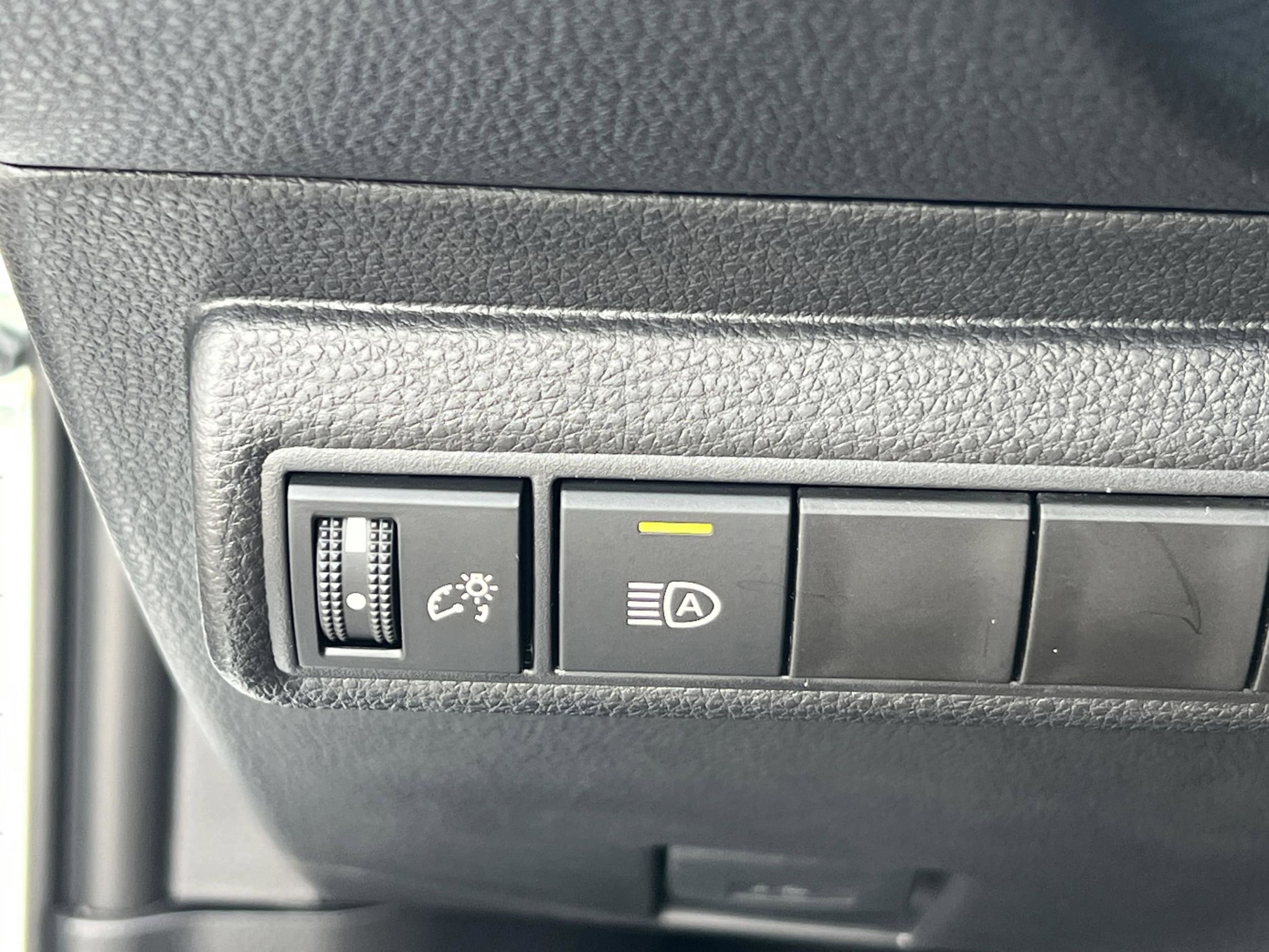 2026 Toyota Corolla LE - Photo 19